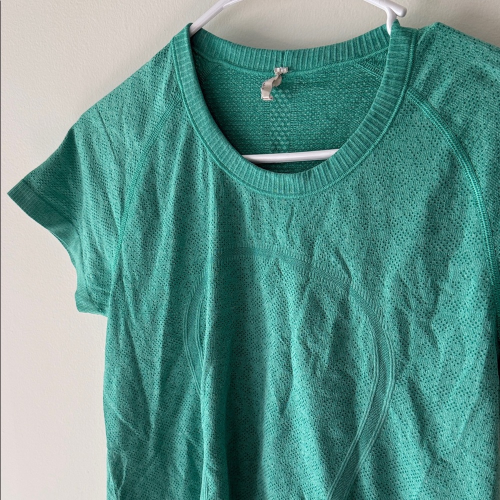Lululemon Swiftly Cropped Short Sleeve Workout Tee - Green Size 10 - Picture 2 of 5